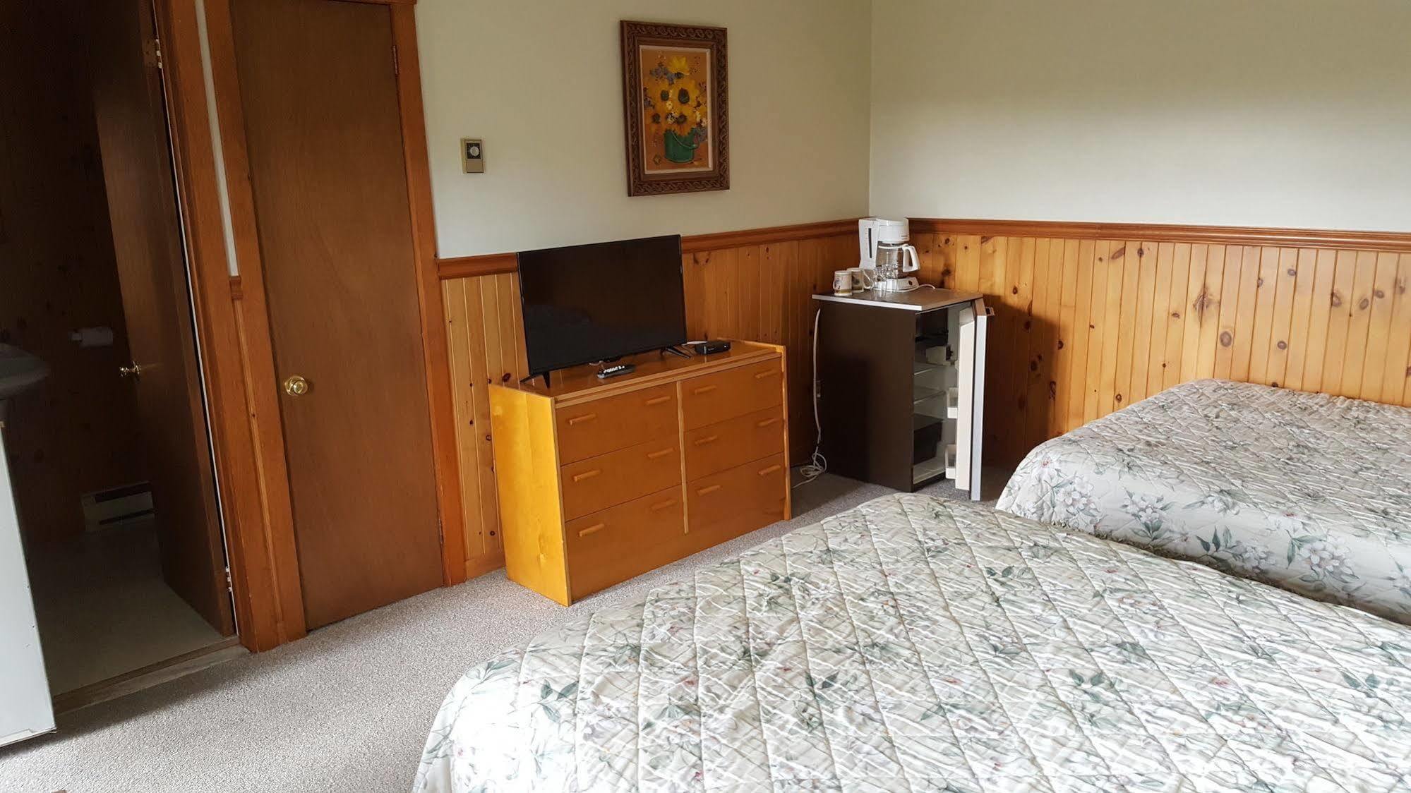 Motel Le Fleuron Saint-Donat-de-Montcalm Kültér fotó