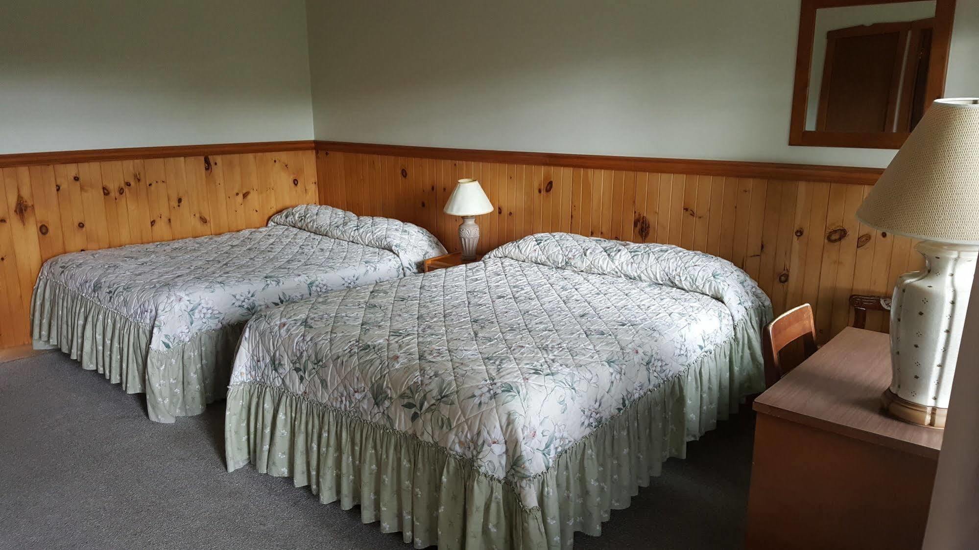 Motel Le Fleuron Saint-Donat-de-Montcalm Kültér fotó